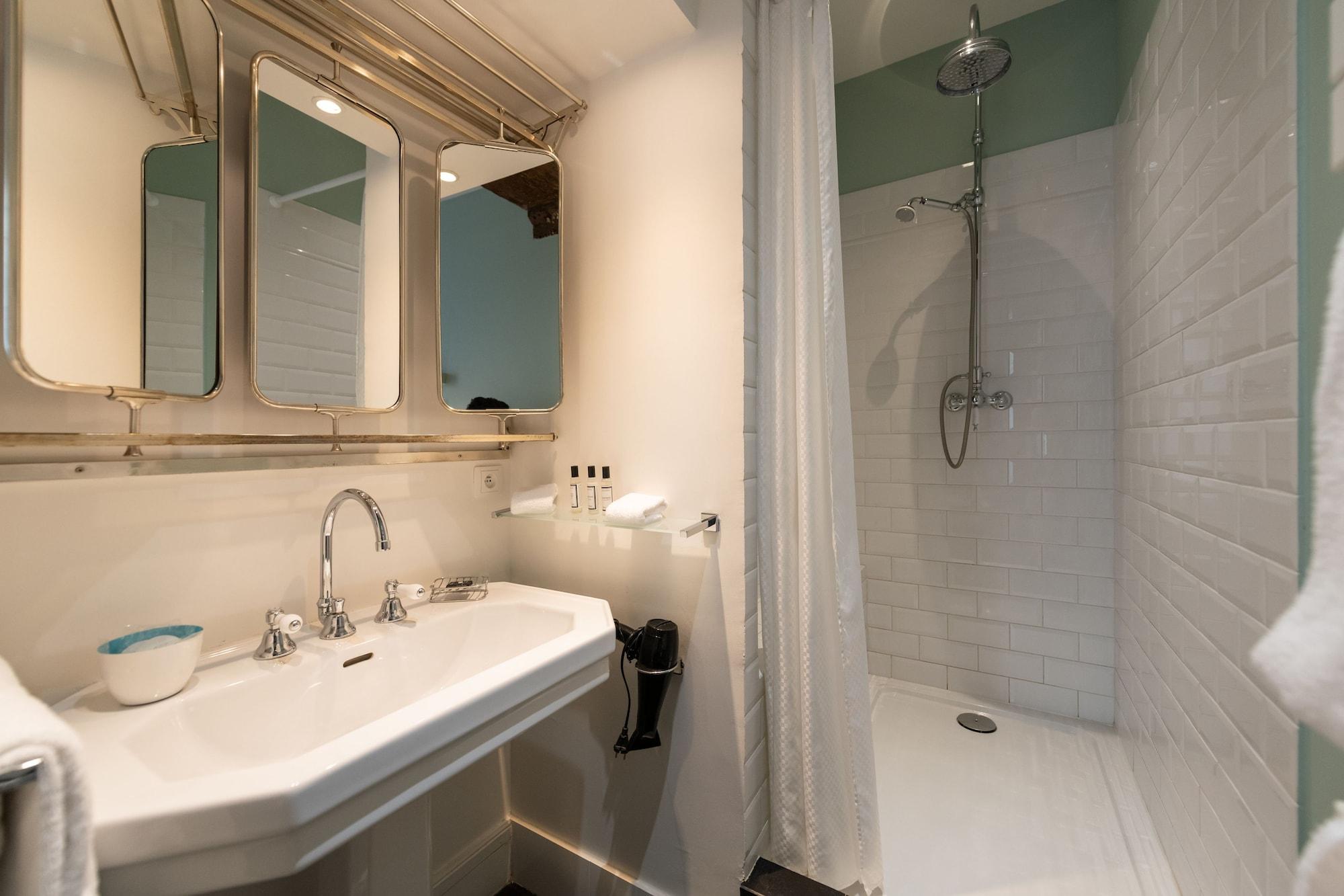 1Er Etage Marais Hotell Paris Eksteriør bilde